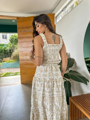 Conjunto de Linho Bordado Charlotte Branco com Bege